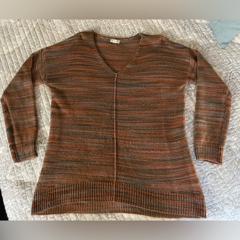 Ana - Sweaters (brown and green colors)